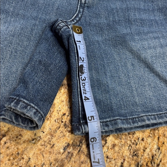 Anthropologie pilcro and the letterpress slim
Boyfriend size 26 denim shorts - Picture 13 of 15